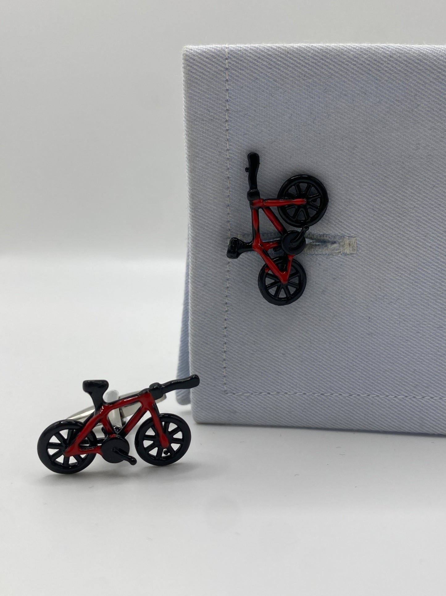 Gemello da polso. BICICLETTA MOUNTAIN BIKE 235