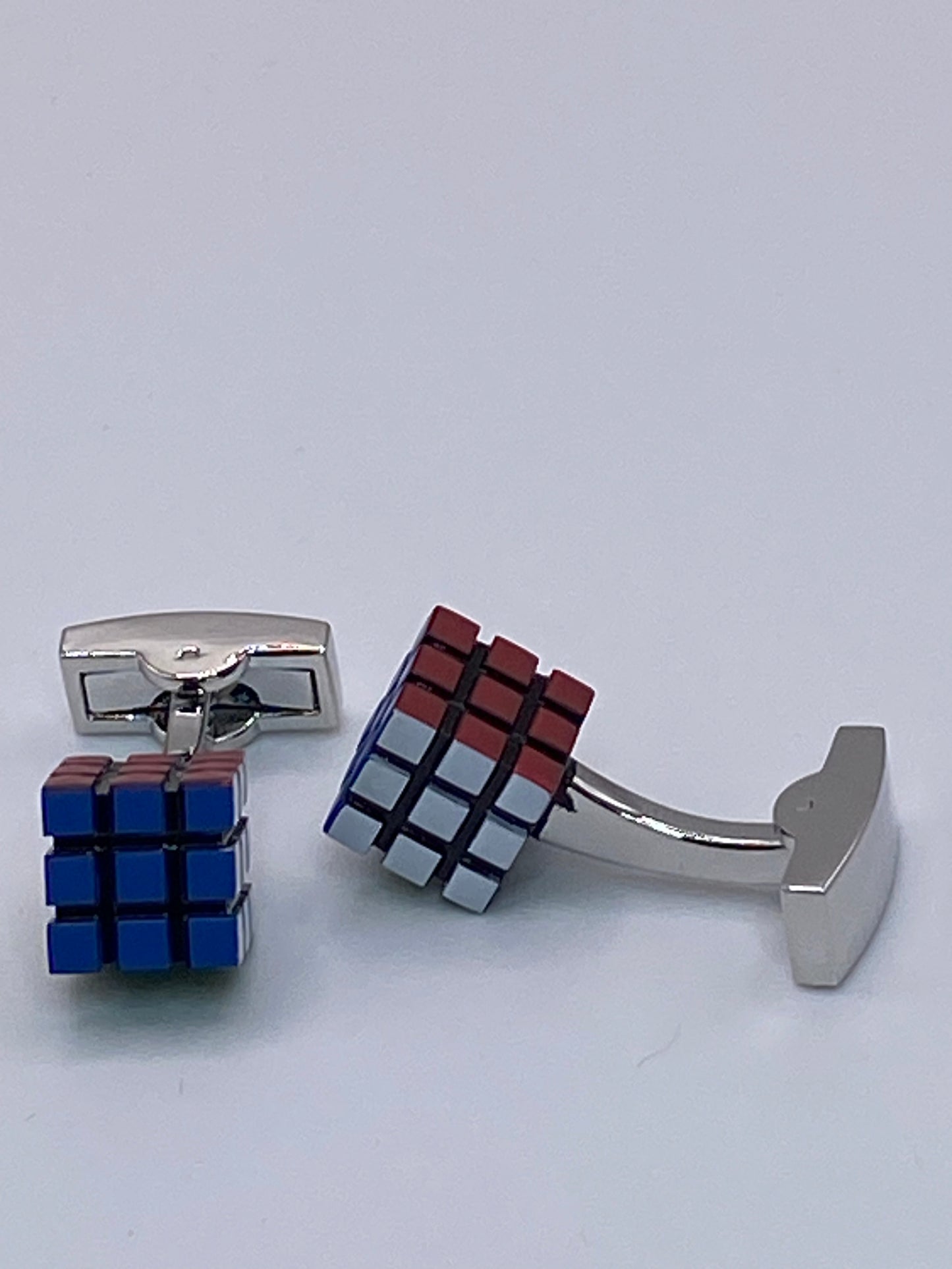 Gemelli da polso. CUBO di RUBIK 324